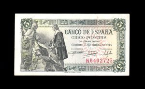 5 pesetas 1945, serie K, EBC- anverso