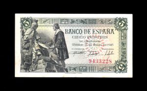 5 pesetas 1945, sin serie, EBC-, márgenes sucios anverso