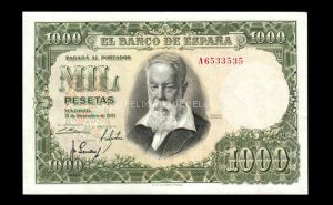 1000 pesetas 1951, serie A, EBC, con todo su apresto, doblez central muy marcado anverso