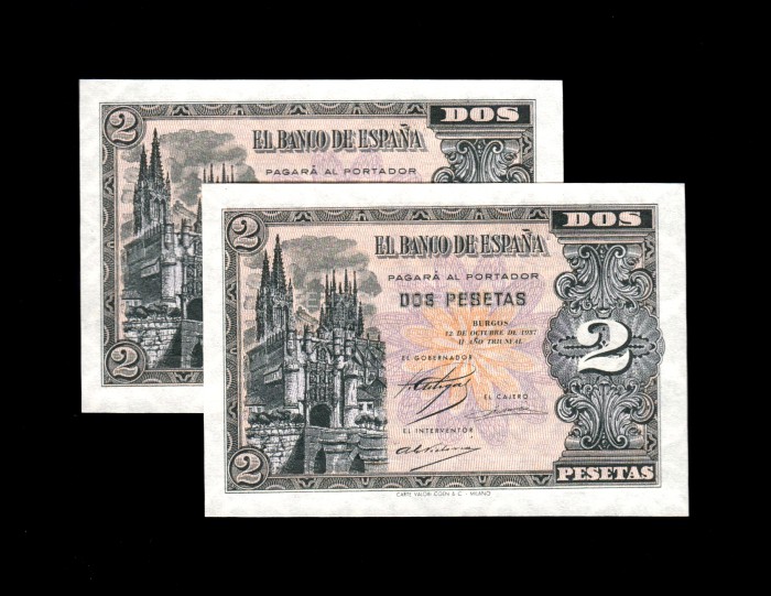 Pareja correlativa 2 Pesetas Octubre 1937, serie B, S/C-, marquita en lateral Pareja correlativa 2 Pesetas Octubre 1937, serie B, S/C-, marquita en lateral