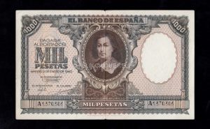 1000 Pesetas Enero 1940, serie A, EBC-, doblez central muy marcado, roturas en el centro de los márgenes anverso