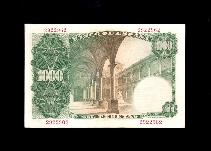 1000 pesetas 1946, sin serie, EBC-, con todo su apresto, manchitas en reverso reverso 1000 pesetas 1946, sin serie, EBC-, con todo su apresto, manchitas en reverso reverso