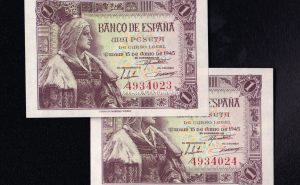 Pareja correlativa 1 peseta 1945, sin serie, (1) S/C (1) S/C-