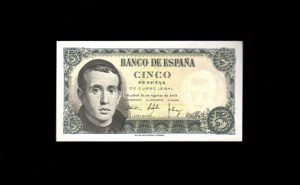 5 Pesetas 1951, serie T, S/C-, manchita en el pico anverso